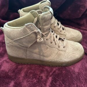 Nike army Tan Suede High-Top Sneakers
